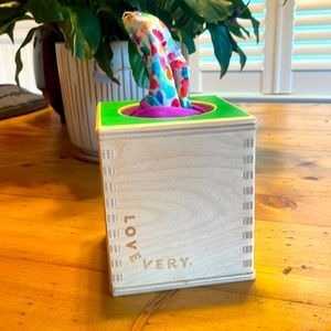 Magic Tissue Box 🪄 LOVEVERY